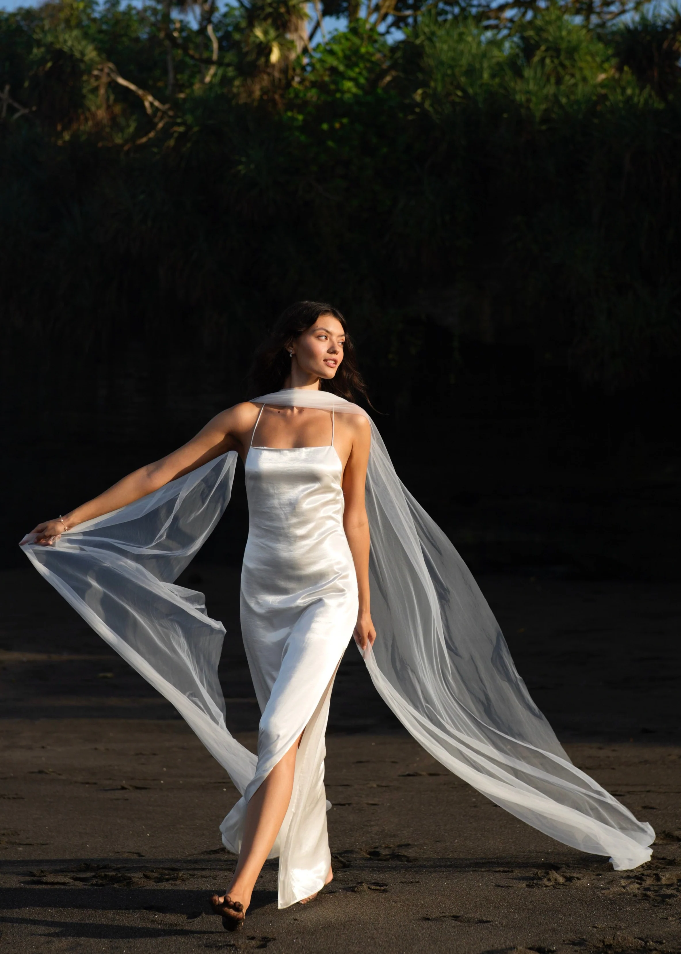 Bridal Tulle Neck Scarf - Image 3