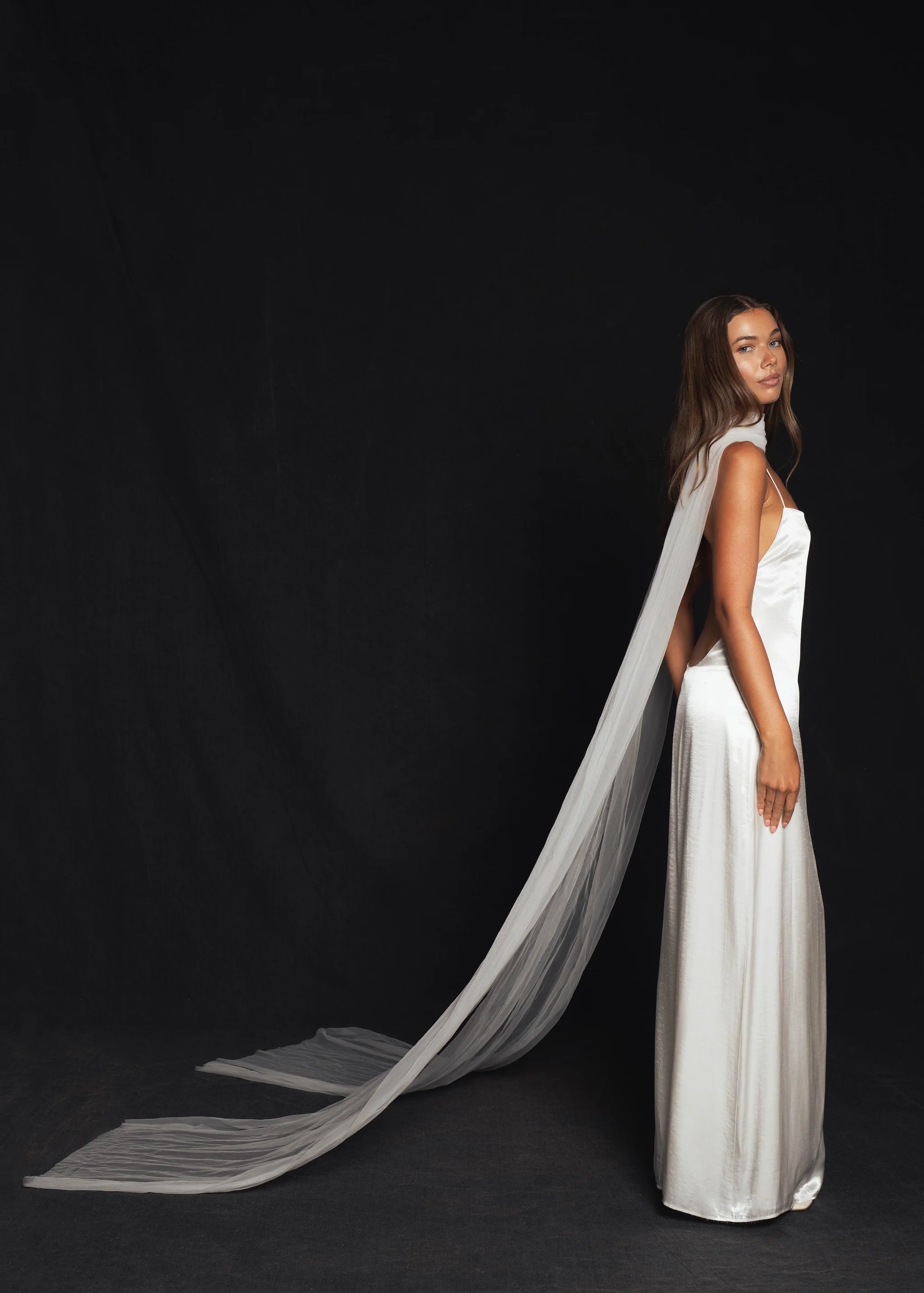 Bridal Tulle Neck Scarf - Image 5