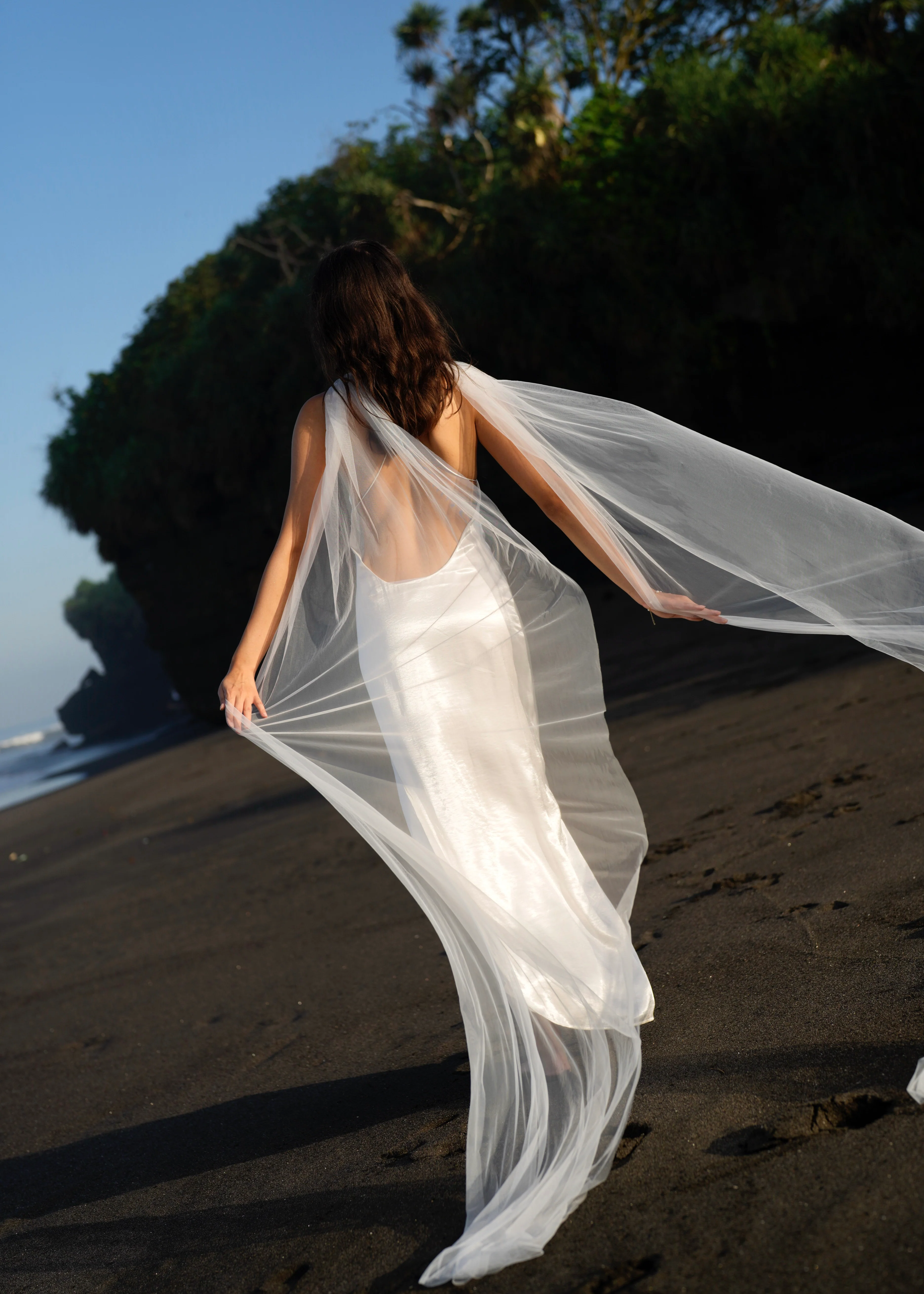 Bridal Tulle Neck Scarf - Image 7