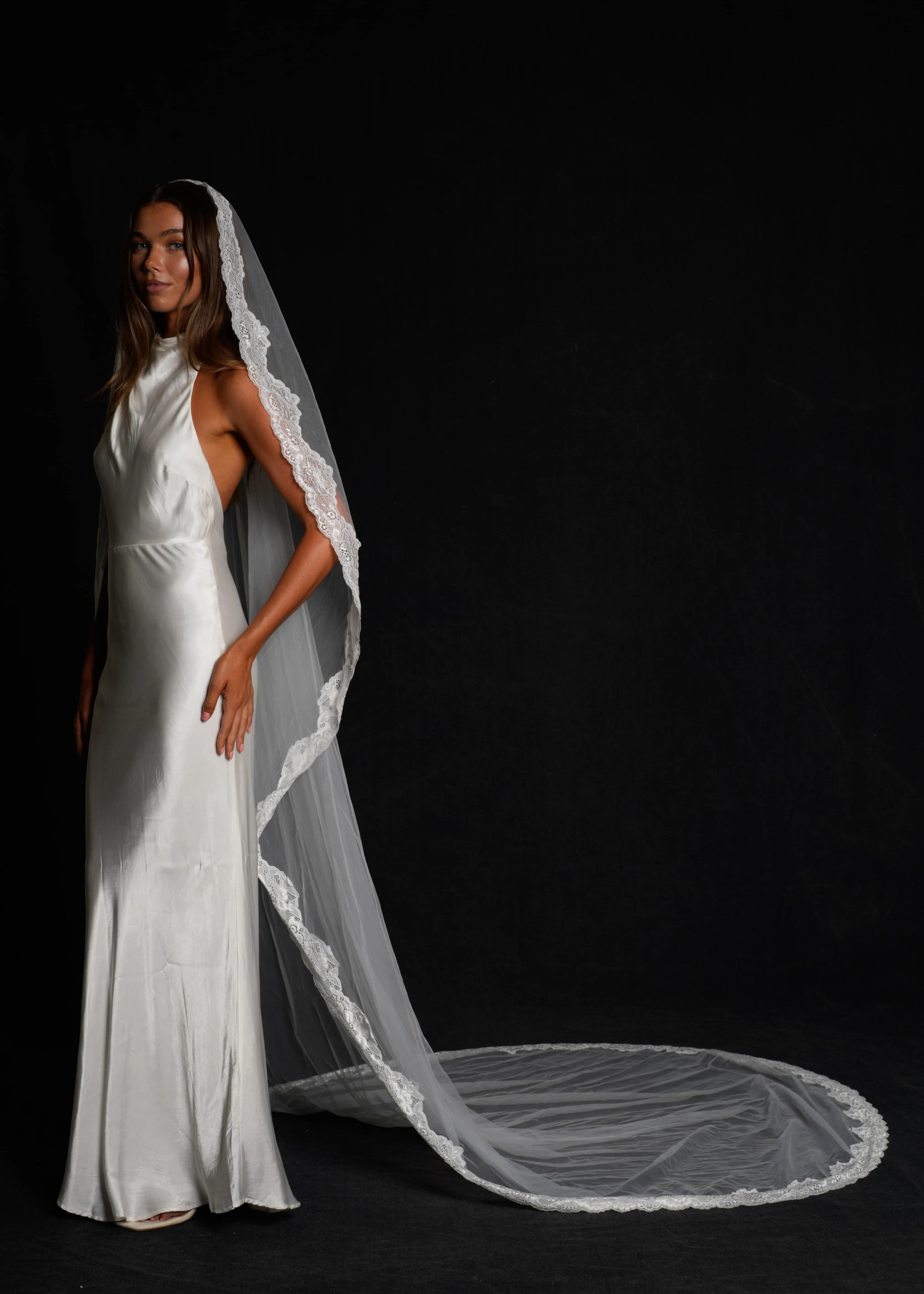 Mantilla Lace Veil, Single Tier, Cathedral Length - Image 5