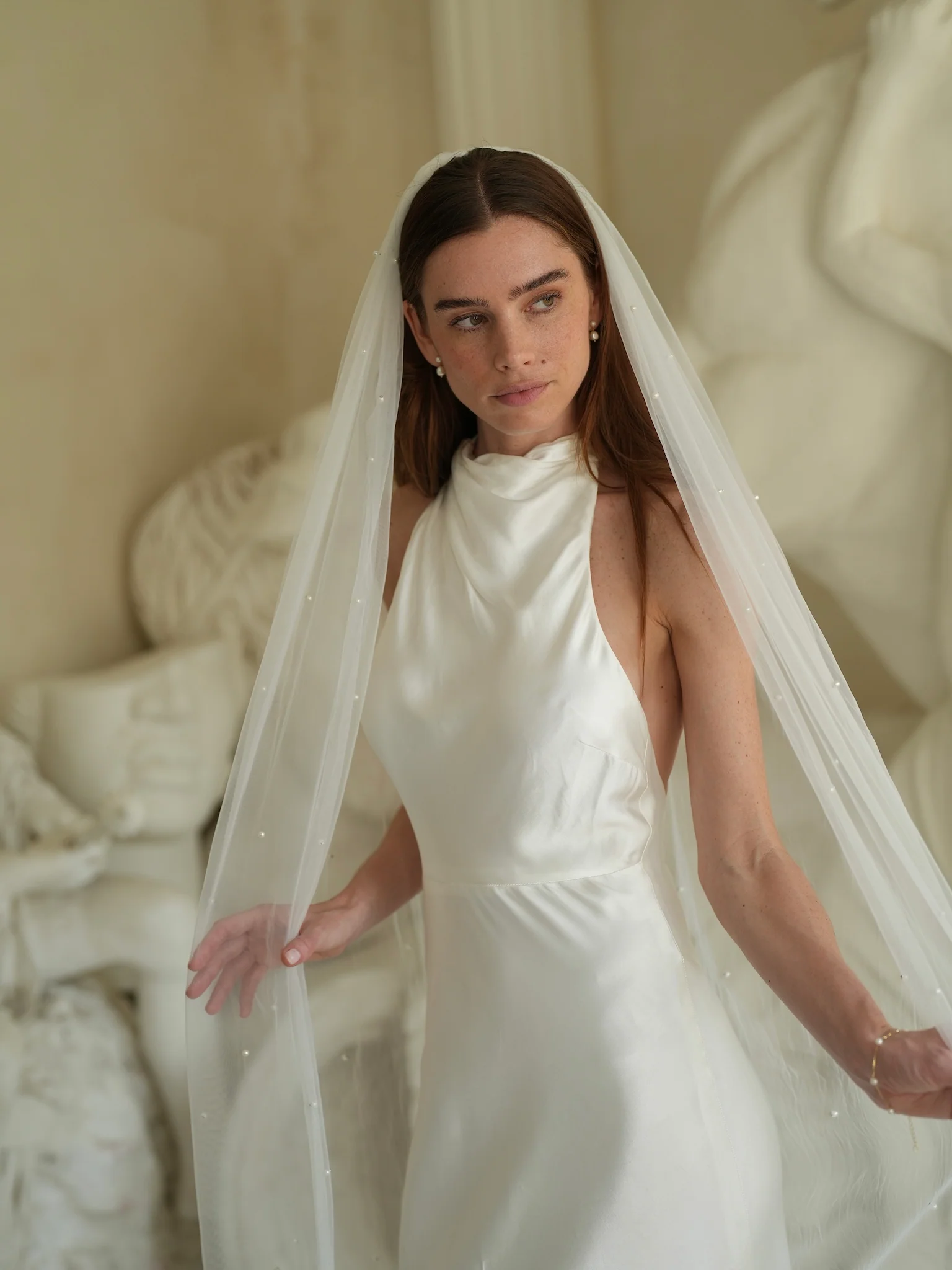 Pearl Veil, Single Tier, Cathedral Length - Image 6