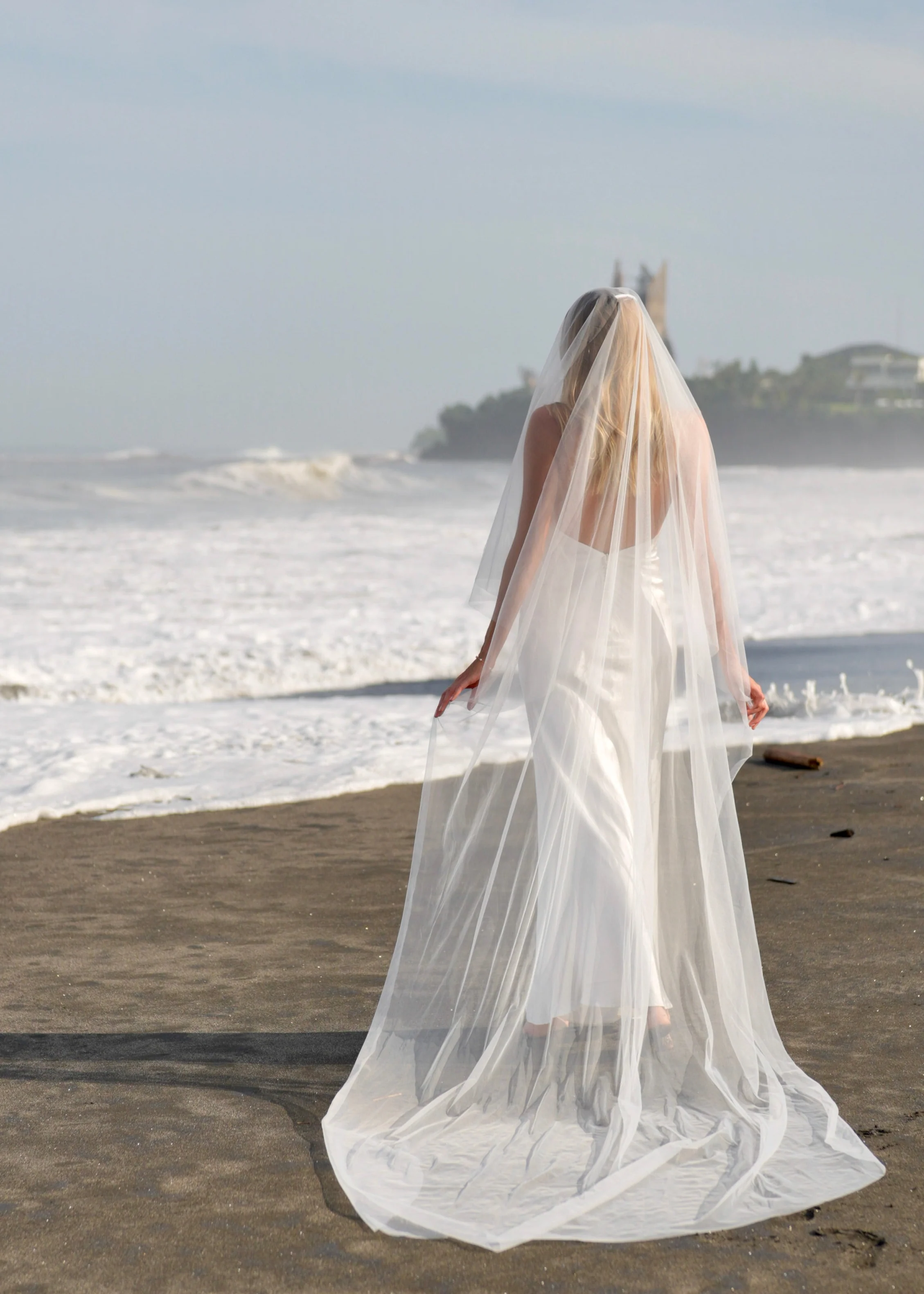 Simple Plain Classic Veil, Cathedral Length, Two Tier - Image 5