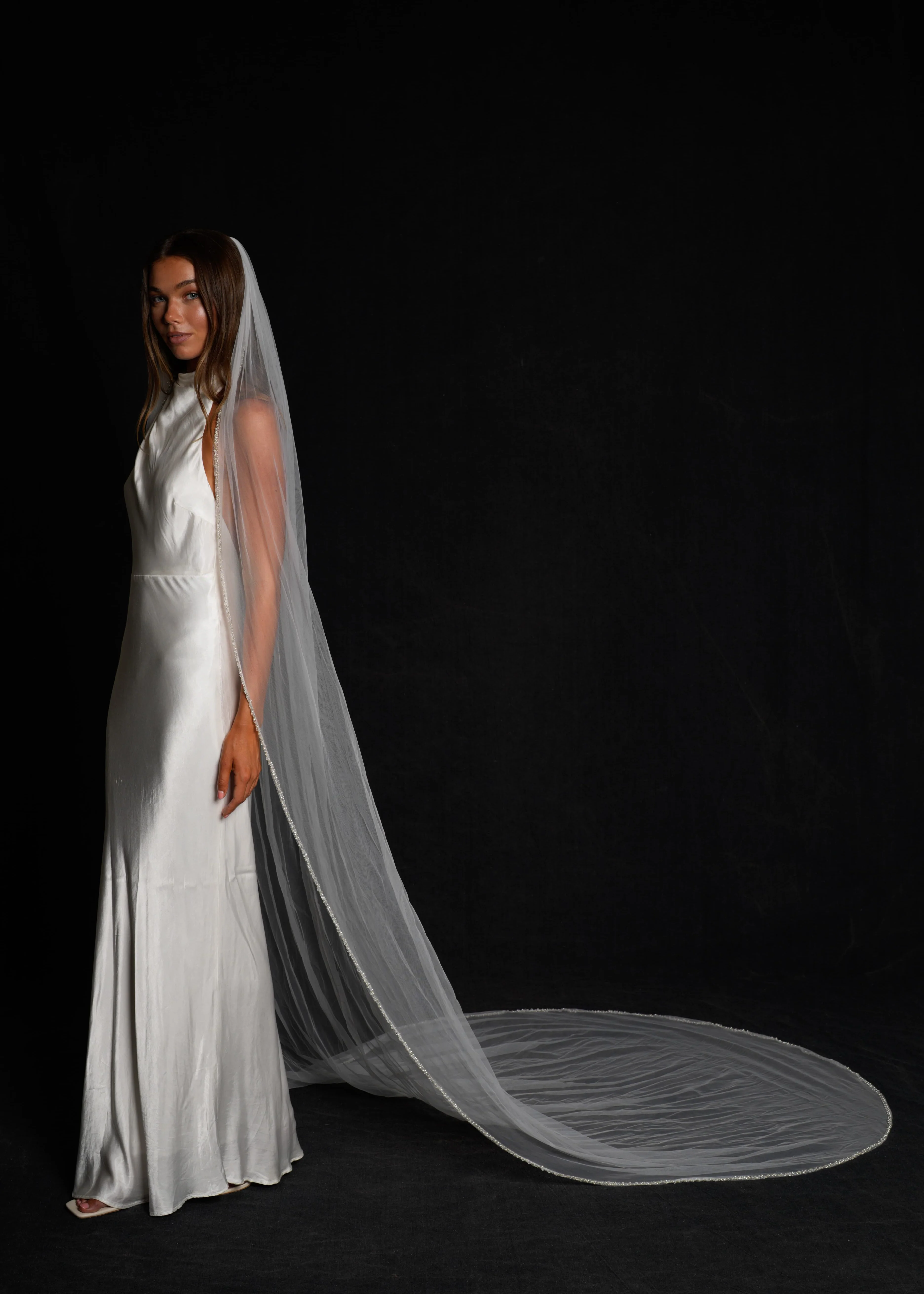 Pearl Beaded Edge Veil, Single Tier, Cathedral Length - Image 3