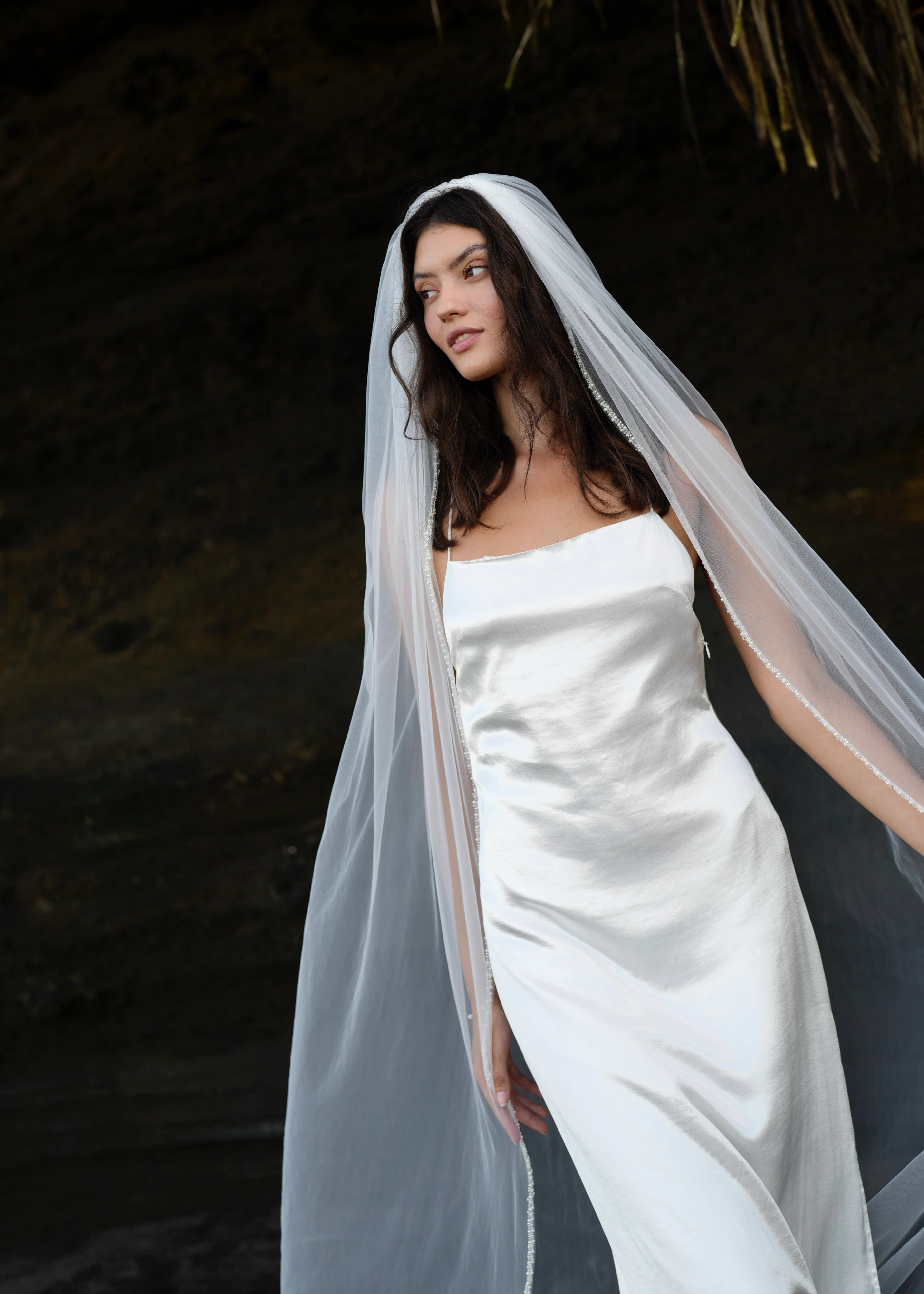 Pearl Beaded Edge Veil, Single Tier, Cathedral Length - Image 7