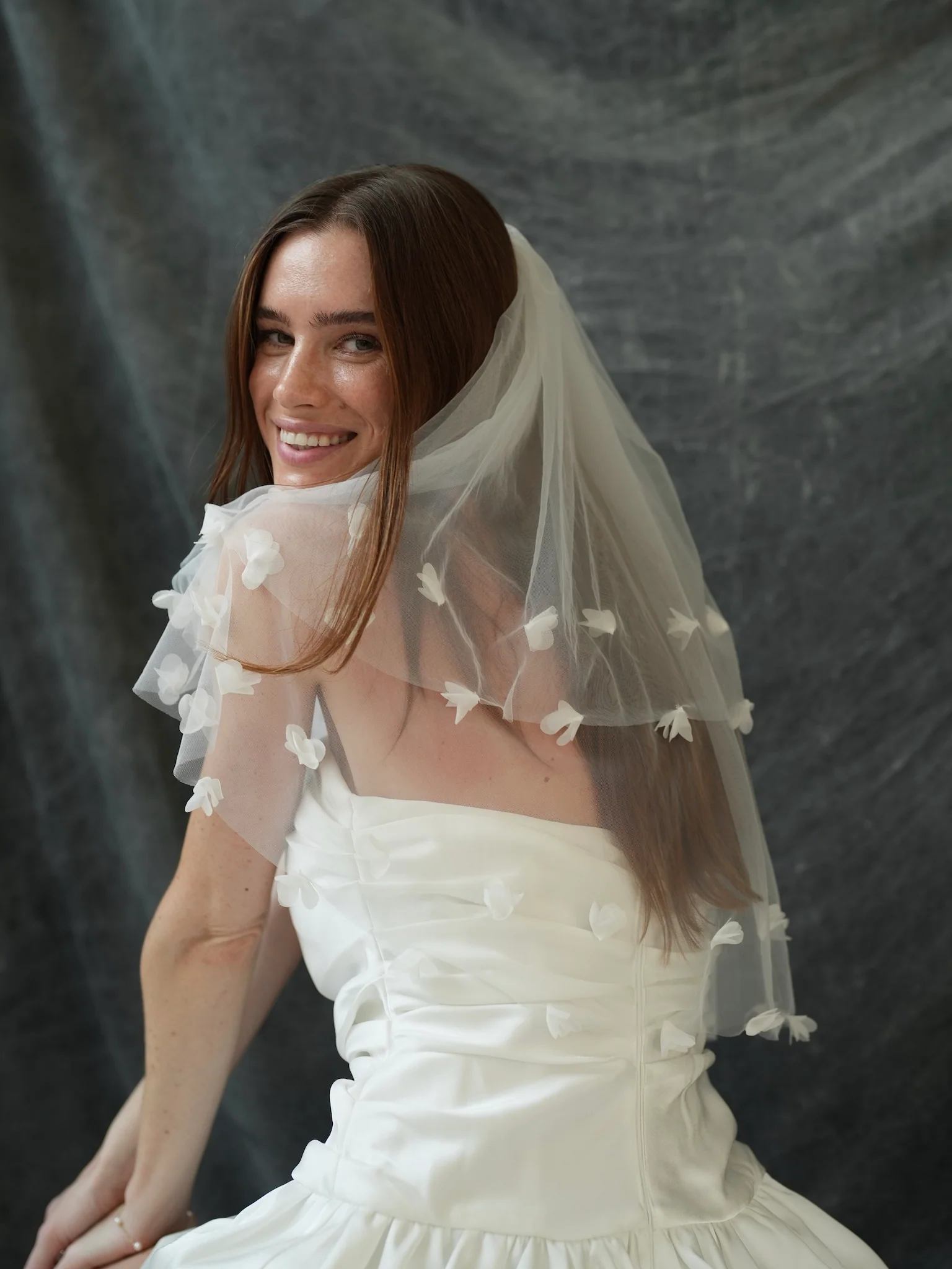 Mini 3D Flower Short Two Tier Bachelorette Veil - Image 3