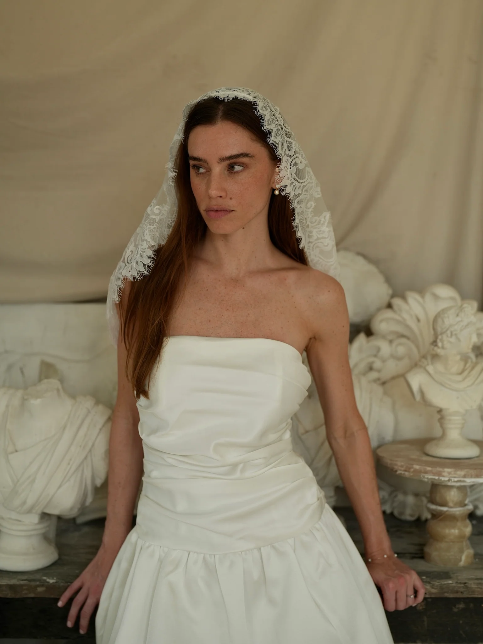 Mini Mantilla Short Lace Bachelorette Veil - Image 6