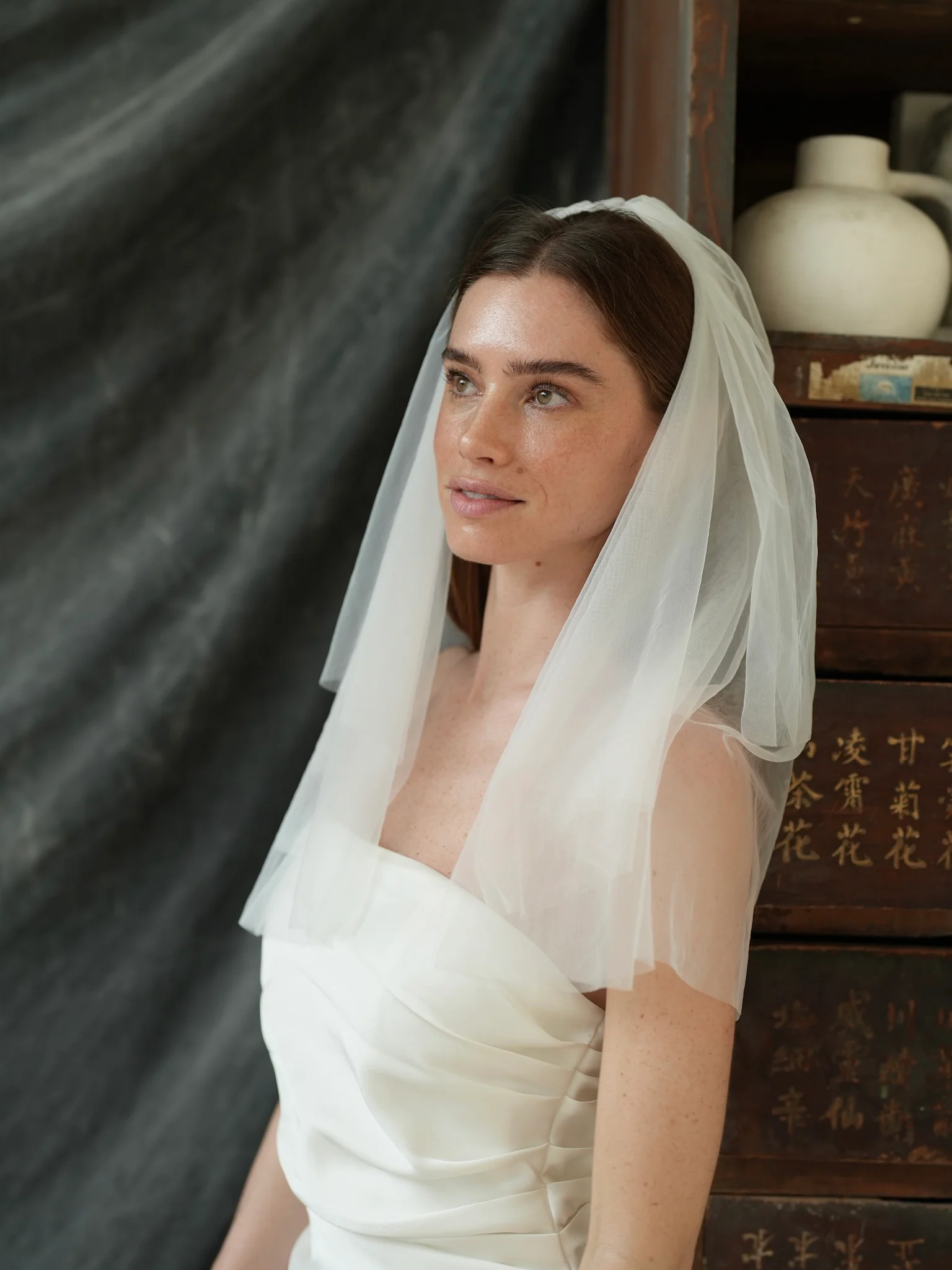 Mini Simple Plain Short Two Tier Bachelorette Veil - Image 4