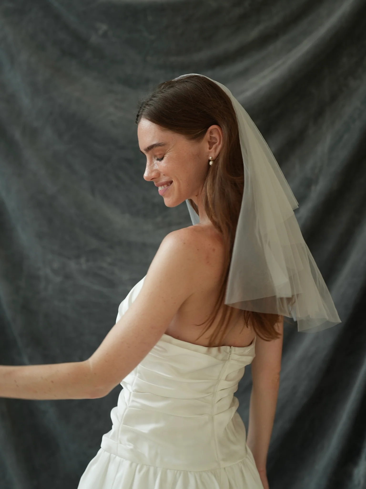 Mini Simple Plain Short Two Tier Bachelorette Veil - Image 5