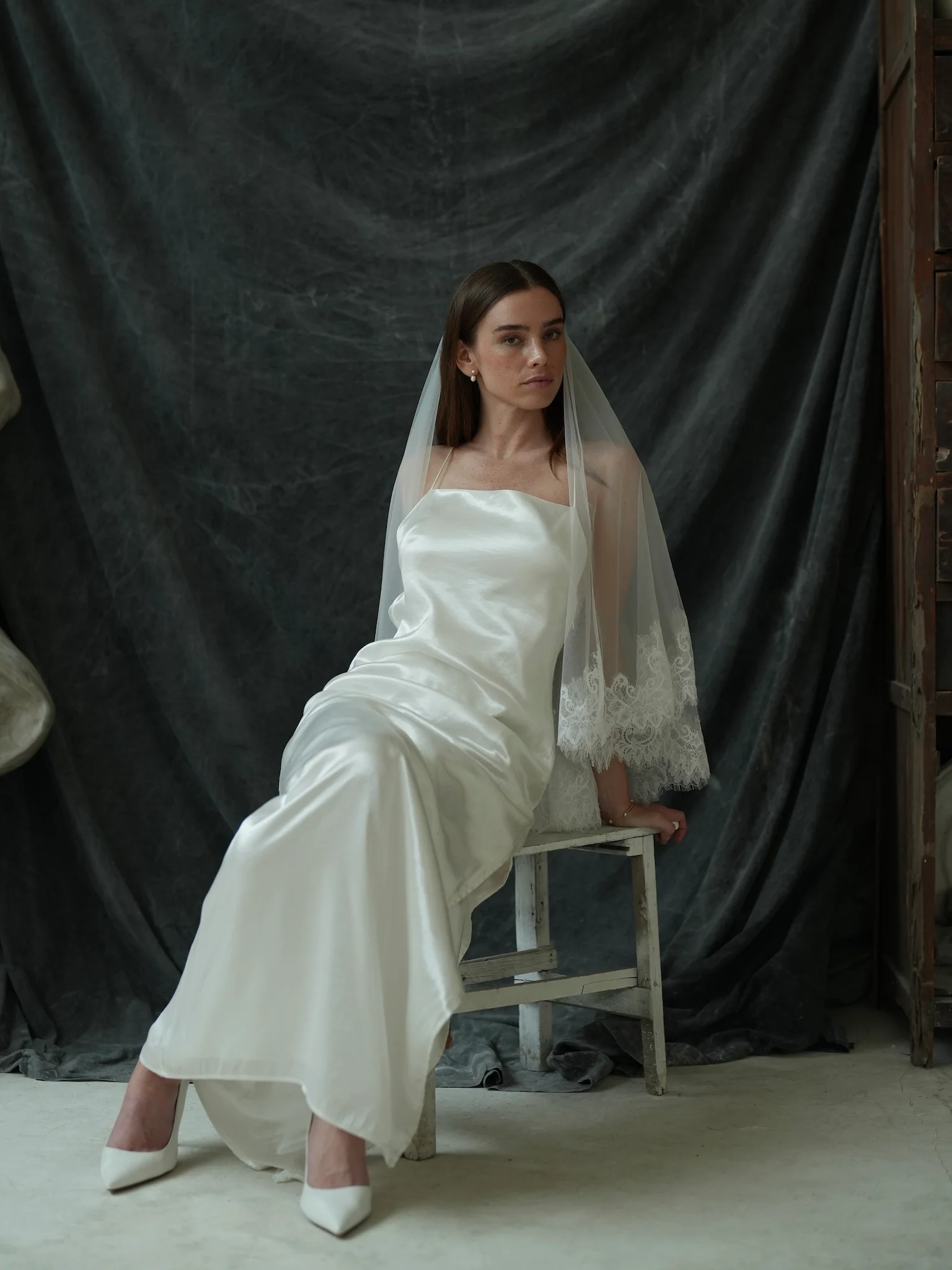 Short Lace Veil, Two Tier, Fingertip Length - Image 8